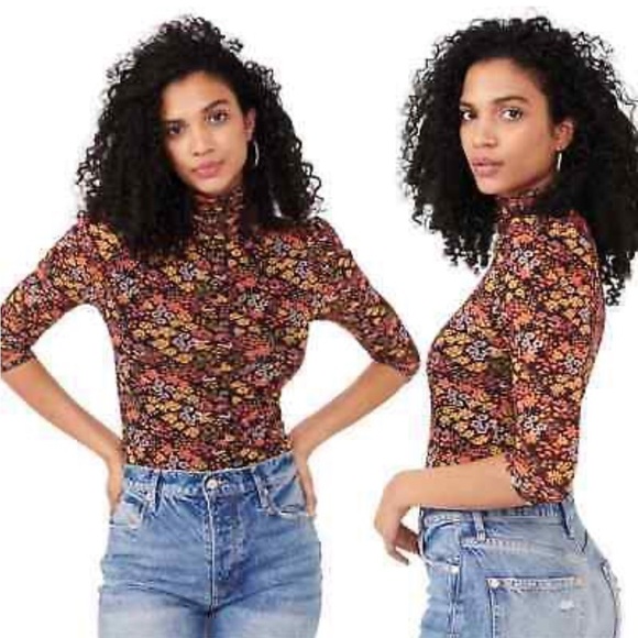 Free People Small gather tee in Twyla Ditsy Floral NWT - Picture 1 of 9